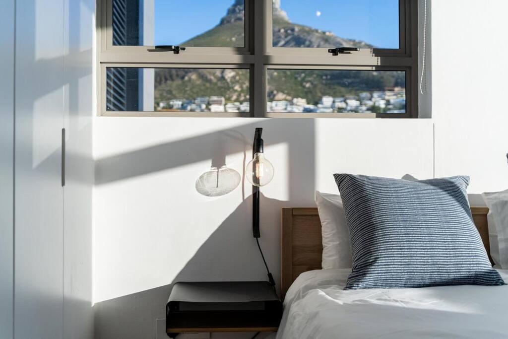 Seapoint Sunsets On The 11th Floor, Back-up Power Apartment